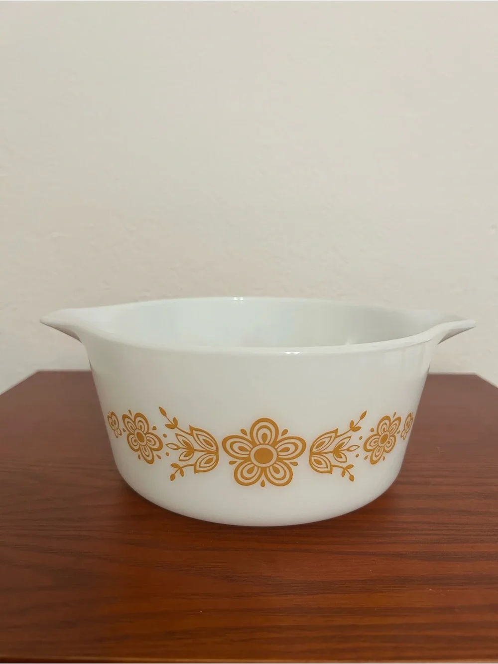 PYREX Butterfly Gold Casserole Set of 4 w/ 1 lid 473 474-B 475-B